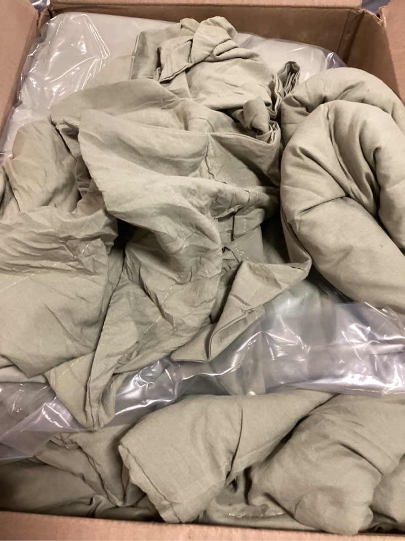 Condition photo showing As Is for WRENSONGE Oversized Queen Comforter Set - 7 Pieces Sage Green Bed in a Bag Queen with Sheets, 2 Pillow Shams, and 2 Pillowcases- Warm Bedding Sets Queen for All Season Sage Green 7Pcs-Oversized Queen(98"*98")