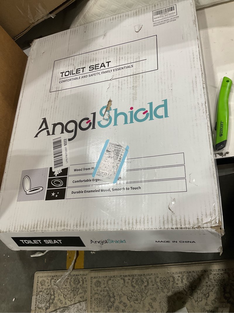 Condition photo showing Good Condition for Elongated Toilet Seat Molded Wood Toilet Seat with Zinc Alloy Hinges, Easy to Install also Easy to Clean, Anti-pinch Wooden Toilet Seat by Angol Shiold (Elongated, Natural) Zinc Alloy Hinge Natural