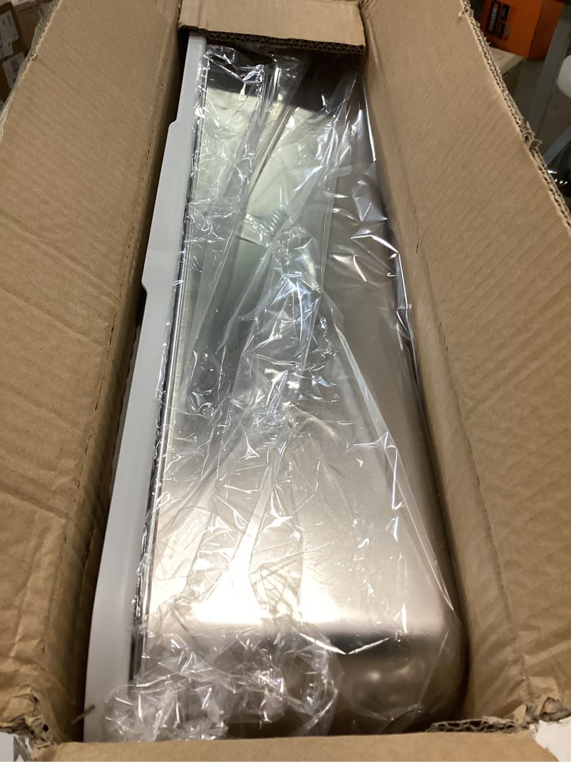 Condition photo showing Good Condition for Stainless Steel Litter Box | XL Enclosed Cat Litter Boxs with Lid for Big Cats | High Sided, Anti-Urine Leakage | Non-Stick Bottom & Includes Litter Mat & Metal Scoop X-Large Silver Gray