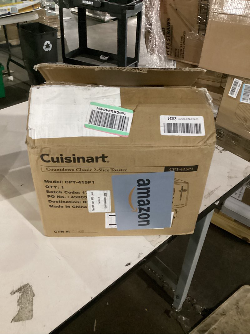 Condition photo showing Good Condition for cuisinart countdown classic 2-slice toaster 
