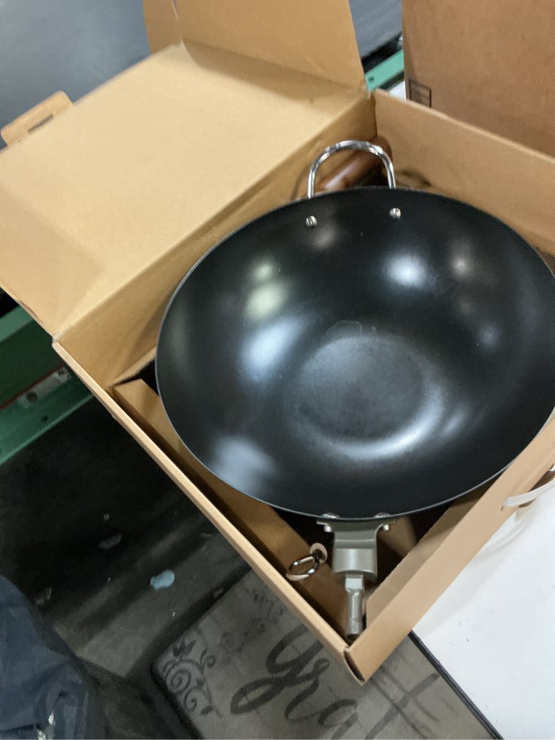 Condition photo showing Good Condition for WANGYUANJI 14.2-Inch Pure Iron Wok with Lid, Flat-Bottom Uncoated Stir-Fry Pan for Induction/Gas/Electric, Traditional Chinese Wok with Tempered Glass Lid & Wood Handle 14.21"