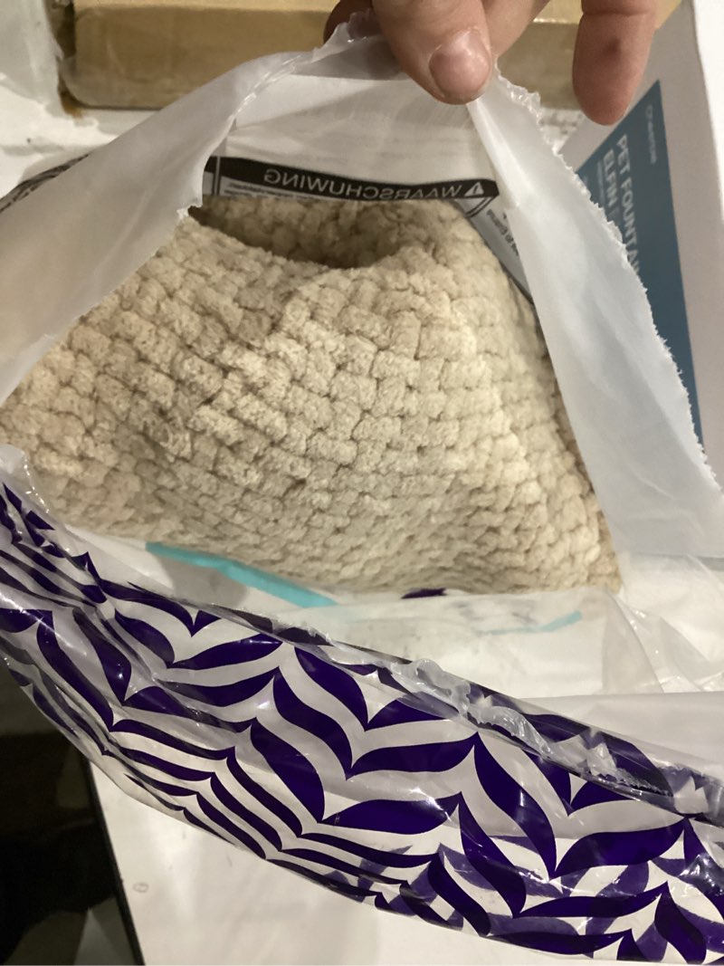 Condition photo showing Good Condition for DEXI Bathroom Rugs 24x36, Non Slip Washable Bath Mat, Absorbent Chenille Bathmat, Ultra Soft Thick Carpet for Tub Shower Floor, Beige