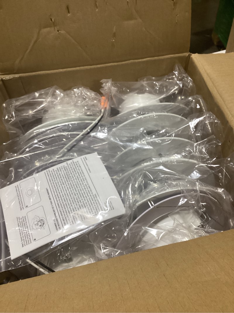 Condition photo showing Good Condition for sylvania 8" slim microdisk recessed led downlight kit, dimmable, 20w, 5 cct color selectable (2700k/ 3000k/ 3500k/ 4000k/ 5000k), wet rated, 90 cri - 1 pack (61407) 5cct in one (2700k/3000k/3500k/4000k/5000k) 1 count (pack of 1) 20w