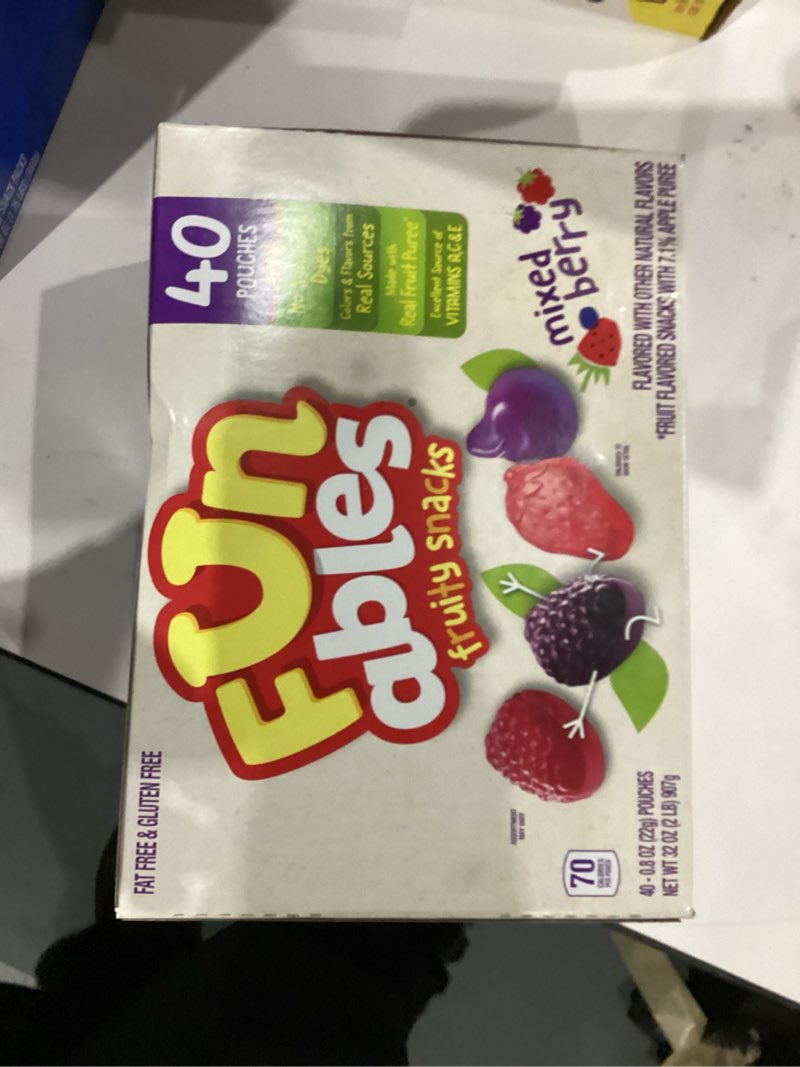 Condition photo showing New/Like New for (Best by feb 7 2026)Funables Fruity Snacks, Mixed Berry Flavored Snacks, 32 oz 40 ct 40 Count