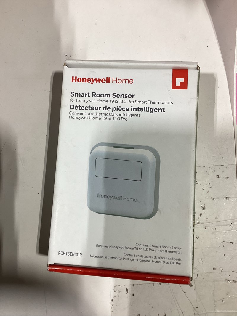 Condition photo showing Good Condition for honeywell smart room sensor gray/white room sensor with wi-fi compatibility