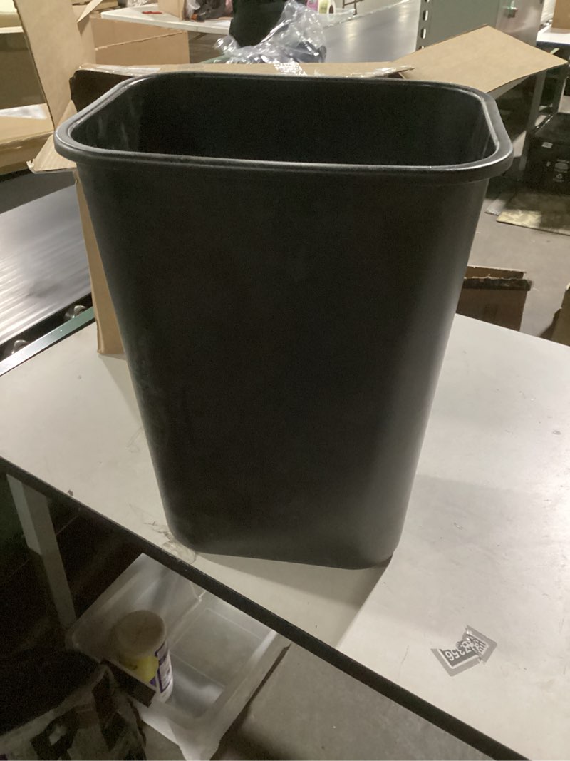 Condition photo showing Good Condition for Amazon Basics Trash Can, Rectangular Commercial Office Wastebasket, 10 Gallon (Pack Of 1), 15.5"L x 11.5"W x 19.75"H, Black Black 10 Gallon (Pack of 1)