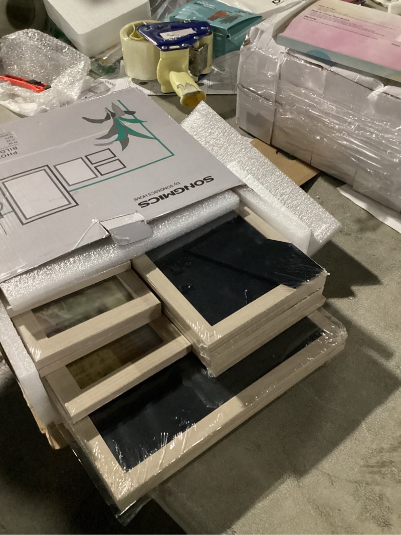 Condition photo showing Good Condition for SONGMICS Picture Frames, Collage Picture Frames Set of 10, Two 8x10, Four 5x7, Four 4x6, Photo Frame for Wall Gallery Decor, Table Display, Christmas Gift, Natural Beige URPF010N01 Natural Beige 4x6" & 5x7" & 8x10"