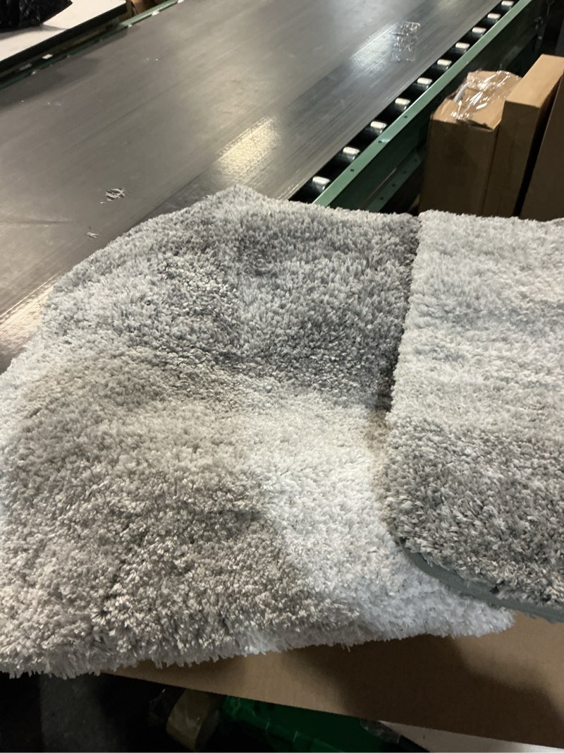 Condition photo showing Good Condition for OLANLY Bathroom Rug Set 2 Piece, Soft Absorbent Microfiber Bath Rug Set, Non-Slip, Machine Wash Dry, Plush Shaggy Bath Mats for Bathroom (47"x20"+24"x16", Black) 47" x 20" + 24" x 16" Black