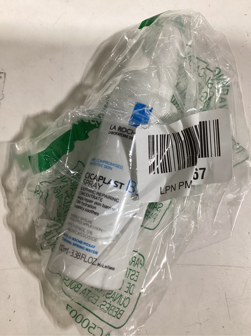 Condition photo showing Good Condition for La Roche-Posay Cicaplast B5 Spray With Vitamin B5 Panthenol & Madecassoside, Hydrating Face Mist For Skin Barrier Repair, Soothing Touch-Free Face & Body Spray, Sensitive Skin & Dermatologist Tested