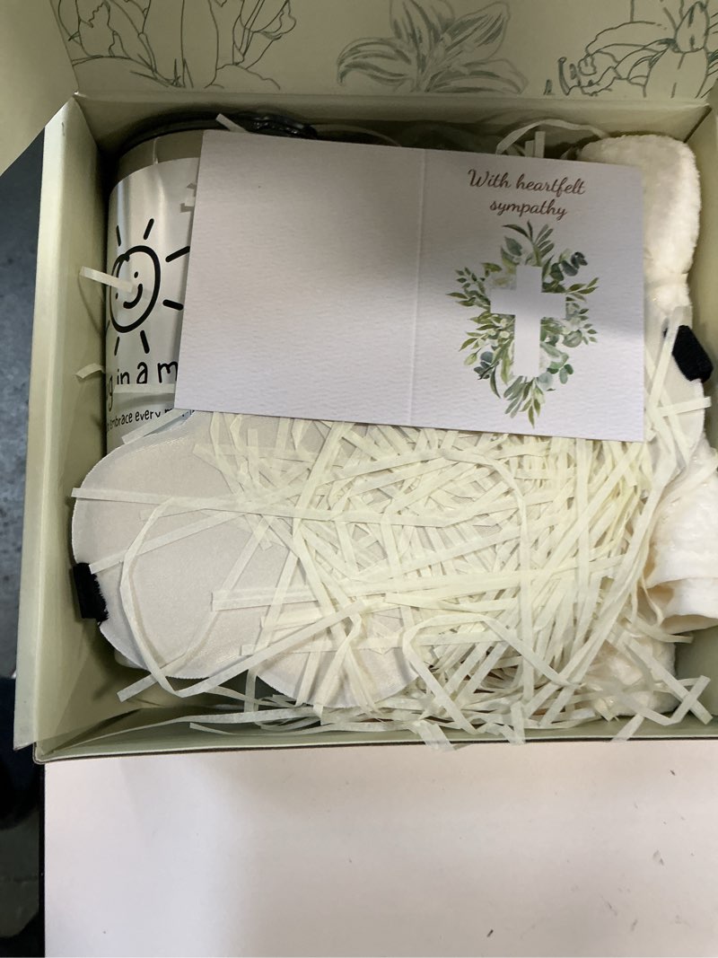 Condition photo showing Good Condition for Sympathy Gift Baskets,Sympathy Gifts for Loss of Loved One Condolences Gift Basket for Loss of Mom Dad Husband Sister Friend Sorry for Your Loss Gifts