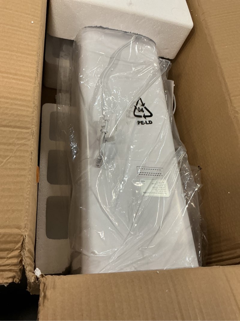 Condition photo showing Good Condition for 2.11Gal Ultrasonic Cool Mist Humidifier with Timer and Humidistat for Large Rooms - Home, Bedroom, Baby, Adults, Plants White