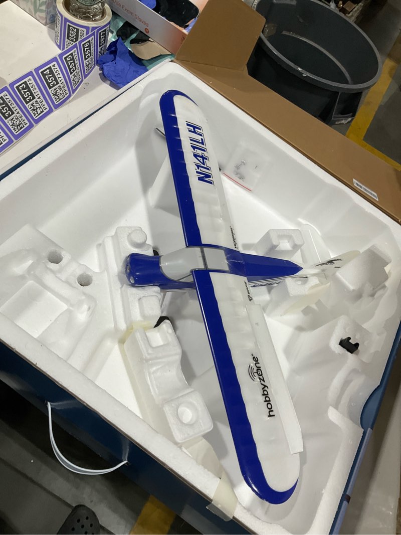 Condition photo showing As Is for hobbyzone rc airplane sport cub s 2 615mm rtf everything needed to fly is included/safe technology hbz444000,white/blue