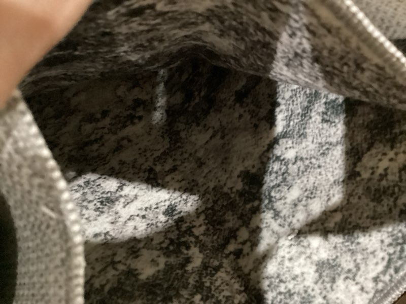 Condition photo showing Good Condition for Area Rug Living Room Rugs - 9x12 Large Soft Indoor Neutral Modern Abstract Low Pile Washable Rug Carpet for Bedroom Dining Room Farmhouse Home Office - Grey