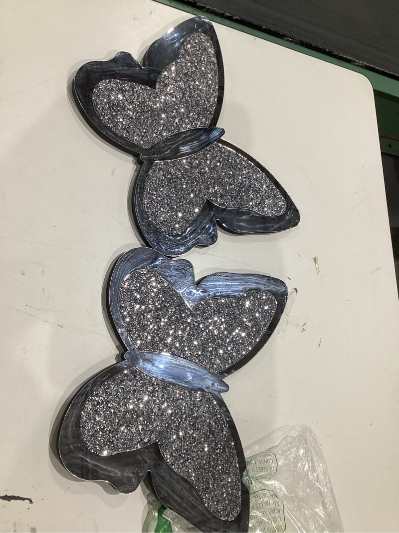 Condition photo showing Good Condition for vesici 2 pieces butterfly shaped mirror crystal crushed diamond silver mirror silver wall decor for living room modern decorative artwork for nursery wedding decor(11.8 x 8.8 inch)