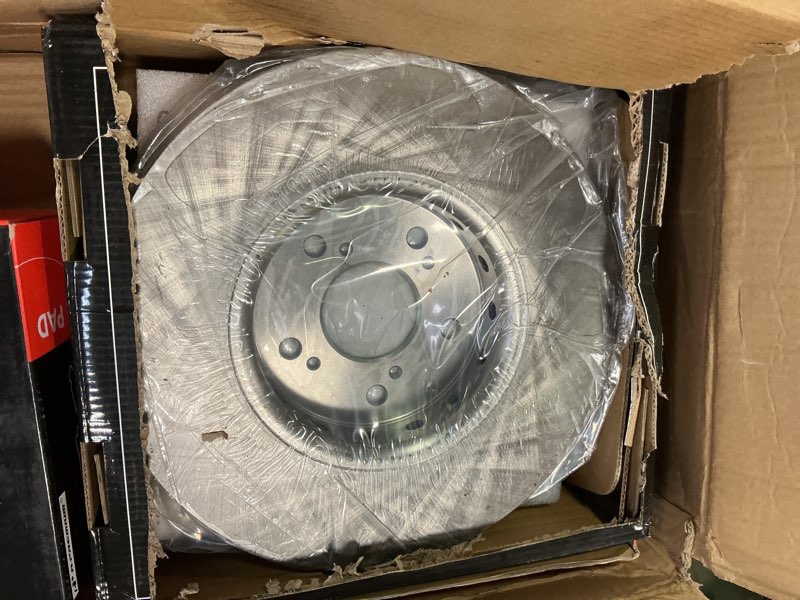 Condition photo showing Good Condition for A-Premium 11.65 inch (296mm) Front Vented Disc Brake Rotors + Ceramic Pads Kit Compatible with Select Nissan Models - Altima 2007-2012, Altima 2013 Coupe Only, 6-PC Set