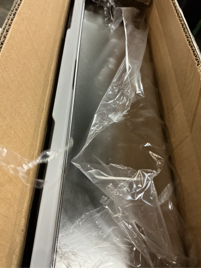 Condition photo showing New/Like New for stainless steel litter box | xl enclosed cat litter boxes with lid for big cats | high sided, anti-urine leakage | non-stick bottom & includes litter mat & metal scoop