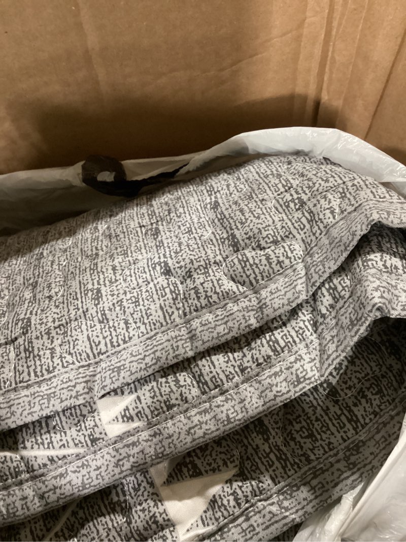 Condition photo showing Good Condition for Andency Grey Queen Quilt Bedding Set, 3 Pieces (1 Striped Boho Printed Quilt 90x96 Inch and 2 Pillowcases), Bohemian Summer Lightweight Reversible Microfiber Bedspread Coverlet Sets 01 - Grey & Printed Pattern Queen (90*96 in)