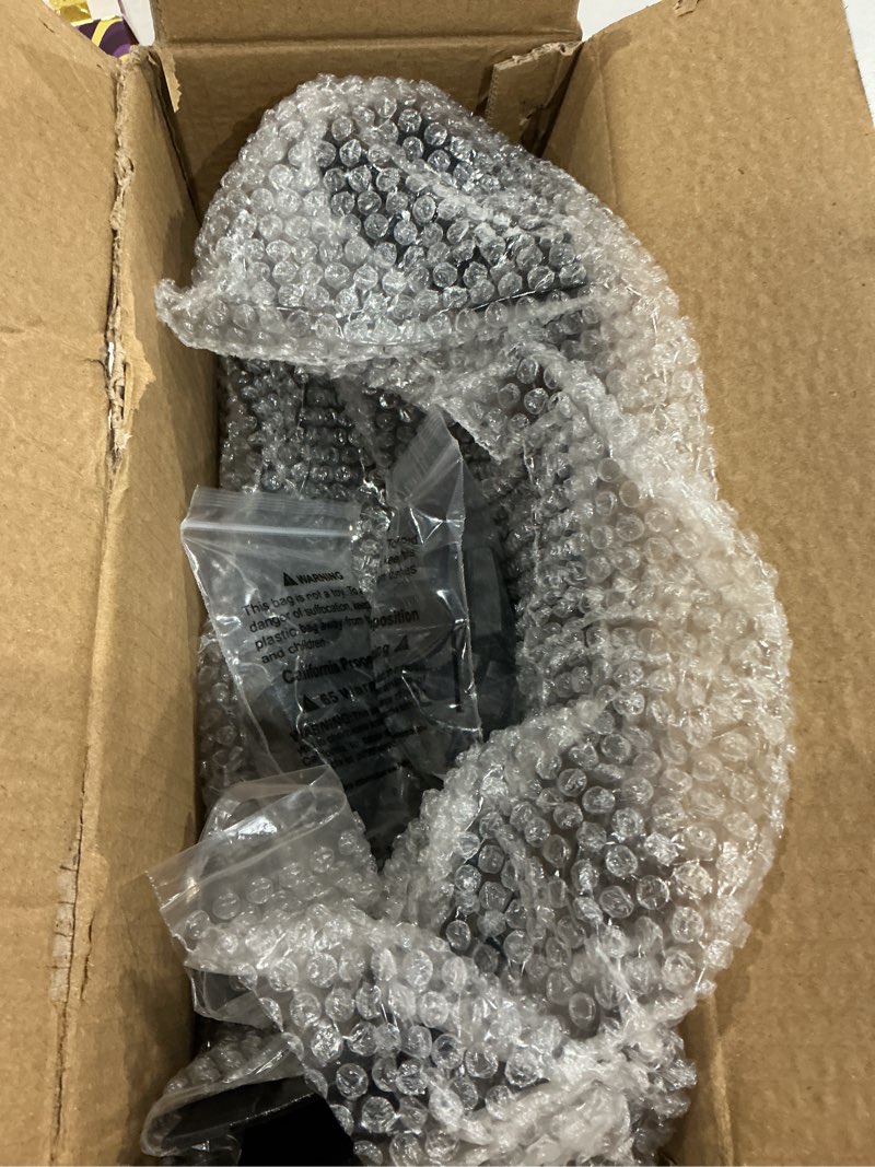 Condition photo showing Good Condition for 591647 air filter cover compatible with bs 319775 31a507 31a607 series lawn mower, replace 797902