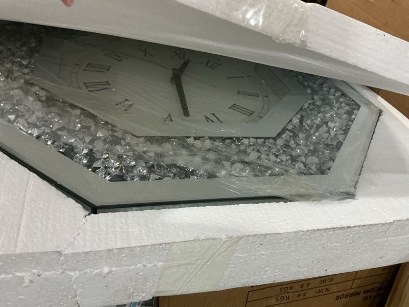 Condition photo showing New/Like New for wall clock, octagon mirror glass clock, cute diamond 20-inch non-ticking clock for wall décor, perfect home decor for bedroom, bathroom motif, dining room(excluding batteries.) diamond silver 20x20 inch