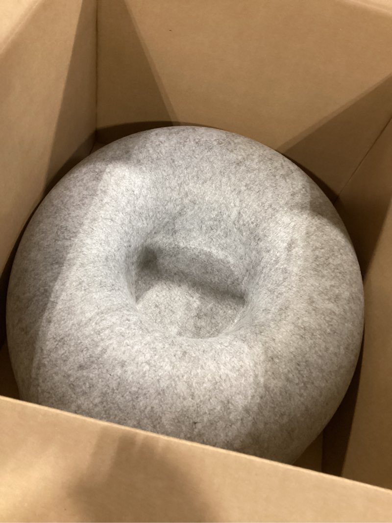 Condition photo showing Good Condition for 24inch-tunnel bed for indoor,cattasaurus peekaboo cat cave for multiple,detachable felt felt washable interior for indoor cats,donut tunnel (light gray)
