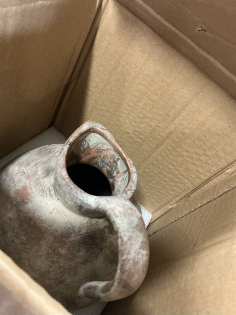 Condition photo showing New/Like New for Ceramic Rustic Farmhouse Vase with Handle, 8.7 Inch Brown Vintage Vase, Rustic Ceramic Pottery for Home Decor, Farmhouse Decor Centerpiece for Kitchen, Living Room, Entryway