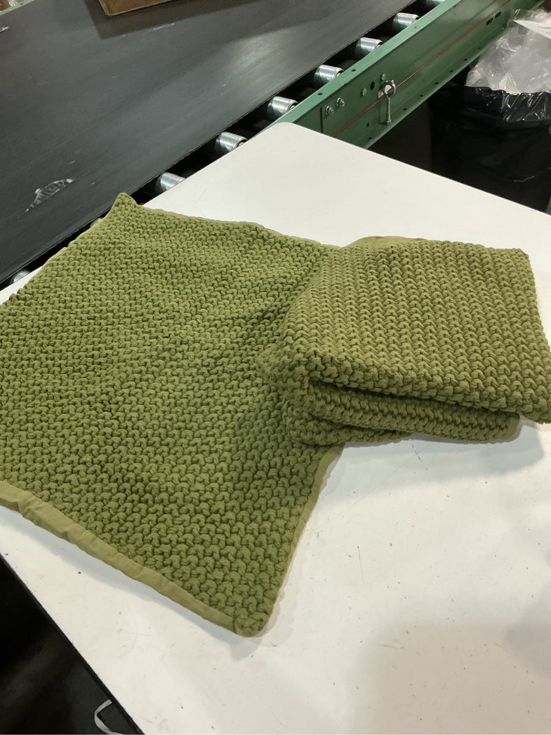 Condition photo showing Good Condition for set of 2 quince cotton fisherman pillow cover color:olive 20x20 