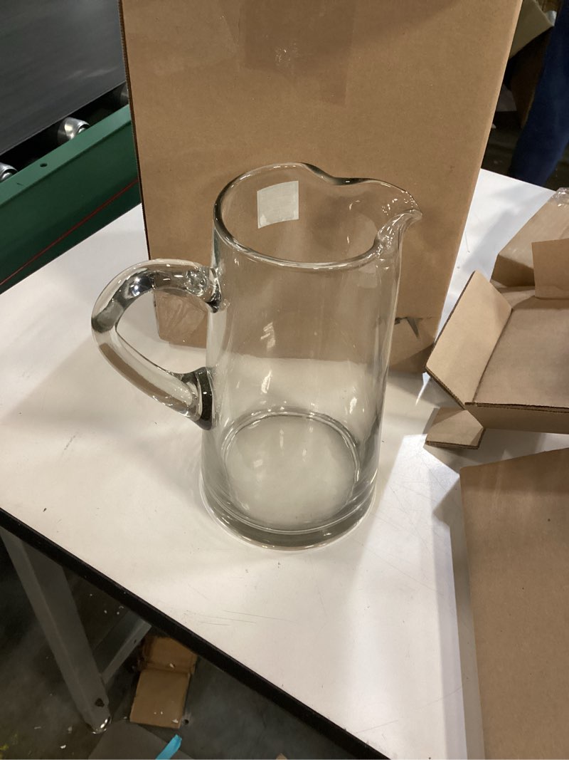 Condition photo showing New/Like New for Libbey Cantina Glass Pitcher  90-ounce