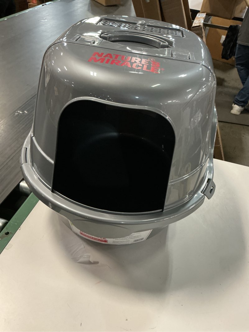 Condition photo showing Good Condition for Nature’s Miracle Hooded Flip Top Litter Box for Cats, With Built-In Odor Control Charcoal Filter