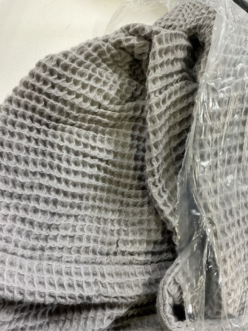 Condition photo showing Good Condition for organic turkish waffle robe, m, grey