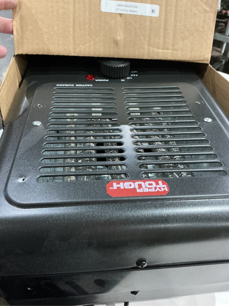 Condition photo showing Good Condition for hyper tough new 1500w milkhouse utility heater