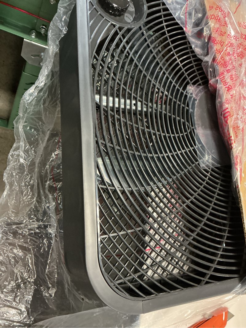 Condition photo showing Good Condition for PELONIS 20 Inch Box Fan – 3 Speeds, 25ft/s, Floor Fans, Superior Air Throw (2295 CFM), Lightweight, 5 Blades, Portable & Durable for Bedroom, Office, Living Room, Garage Grey Upgraded