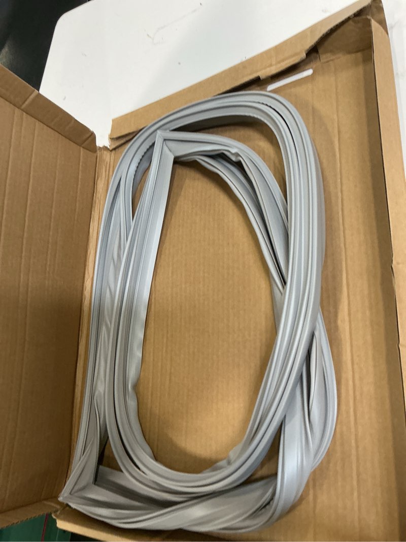 https://lotting-media.assets.bidfta.com/lotting_1a96f685-1102-4015-a9da-8b292806ee99