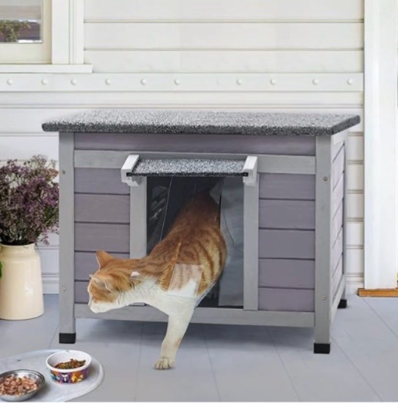GUTINNEEN Outdoor Cat House Wooden Rabbit Hutch Outside Feral Cat Shelter Bunny Cage Guinea Pig Habi