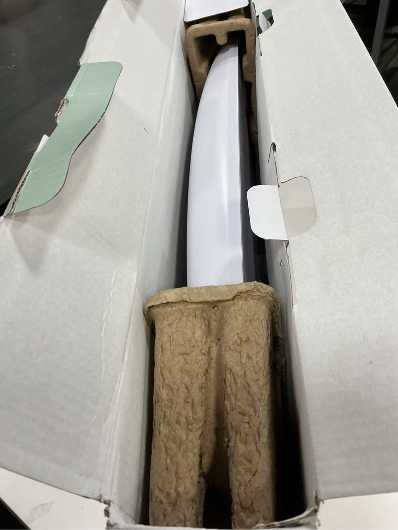 Condition photo showing Good Condition for Beurer BY80 Digital Baby Scale, Infant Scale for Weighing in Pounds, Ounces, or Kilograms up to 44 lbs, Newborn Baby Scale with Hold Function, Pet Scale for Cats and Dogs