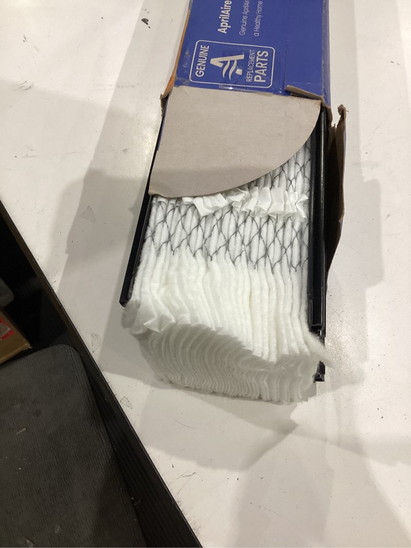 Condition photo showing Good Condition for aprilaire 213 replacement filter for aprilaire whole house air purifiers - merv 13, healthy home allergy, 20x25x4 air filter (pack of 1)