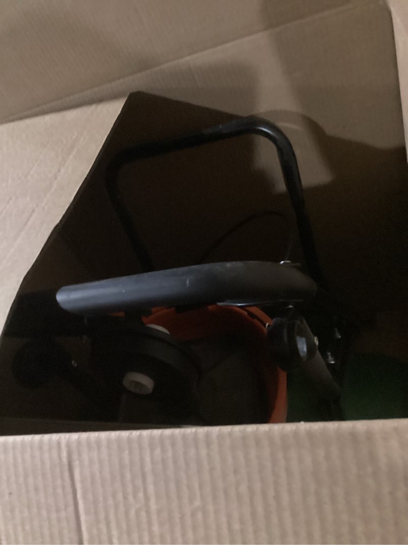 Condition photo showing Good Condition for scotts turf builder edgeguard dlx broadcast spreader for seed, fertilizer, salt, ice melt, holds up to 15,000 sq.ft. product deluxe