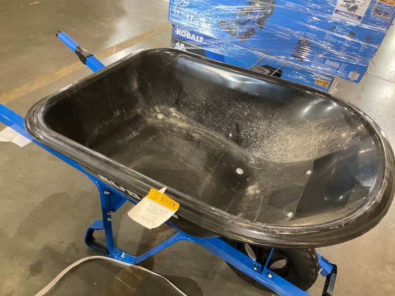 kobalt 6-cu ft 1 wheel high-density poly push wheelbarrow