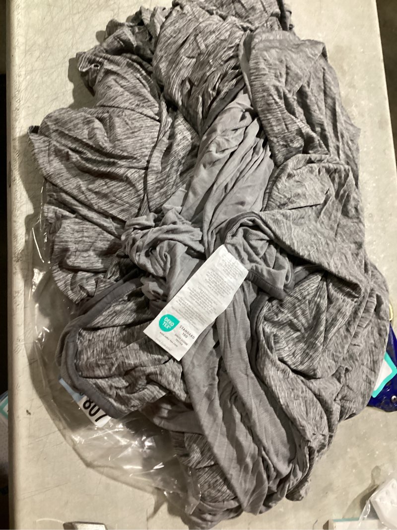 Condition photo showing Good Condition for reversible cooling blanket grey designed 