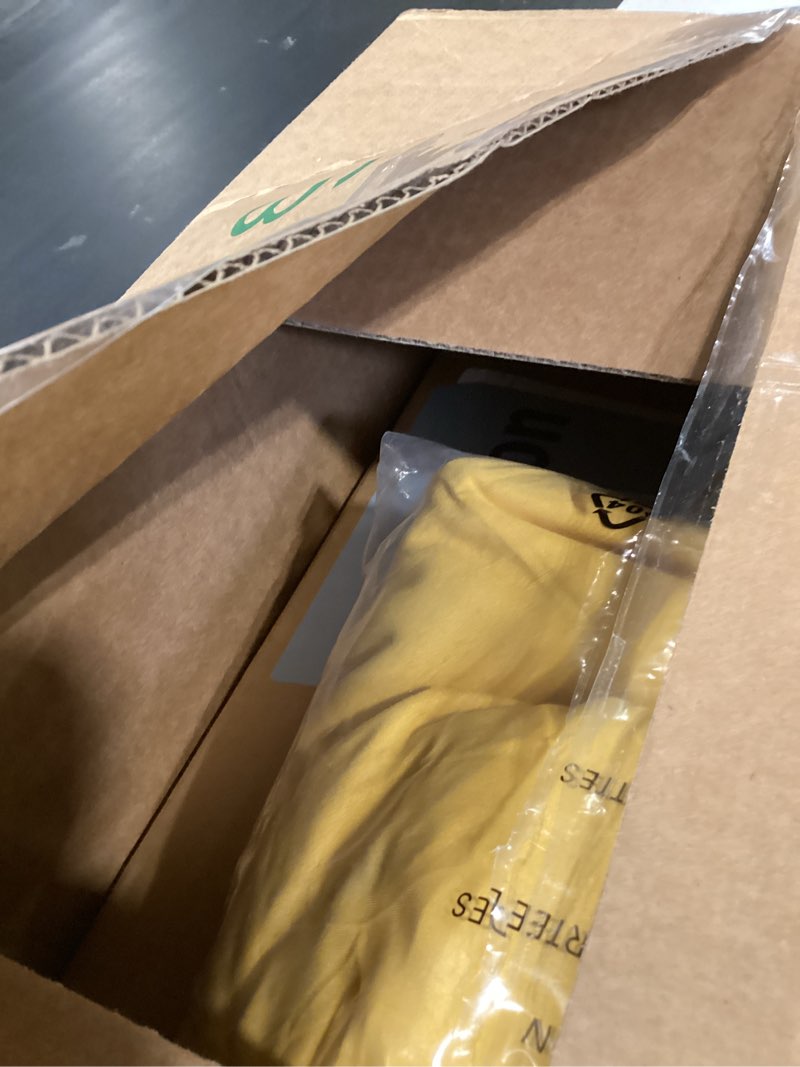 Condition photo showing Good Condition for monbix king size comforter set - 7 pieces bed in a bag king, bright yellow bedding sets with comforter, all seasons comforter bed set with sheets, pillowcases & shams yellow king
