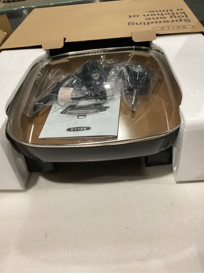 BELLA Electric Ceramic Titanium Skillet, Roast, Fry and Steam, Healthy-Eco Non-stick Coating, Conven