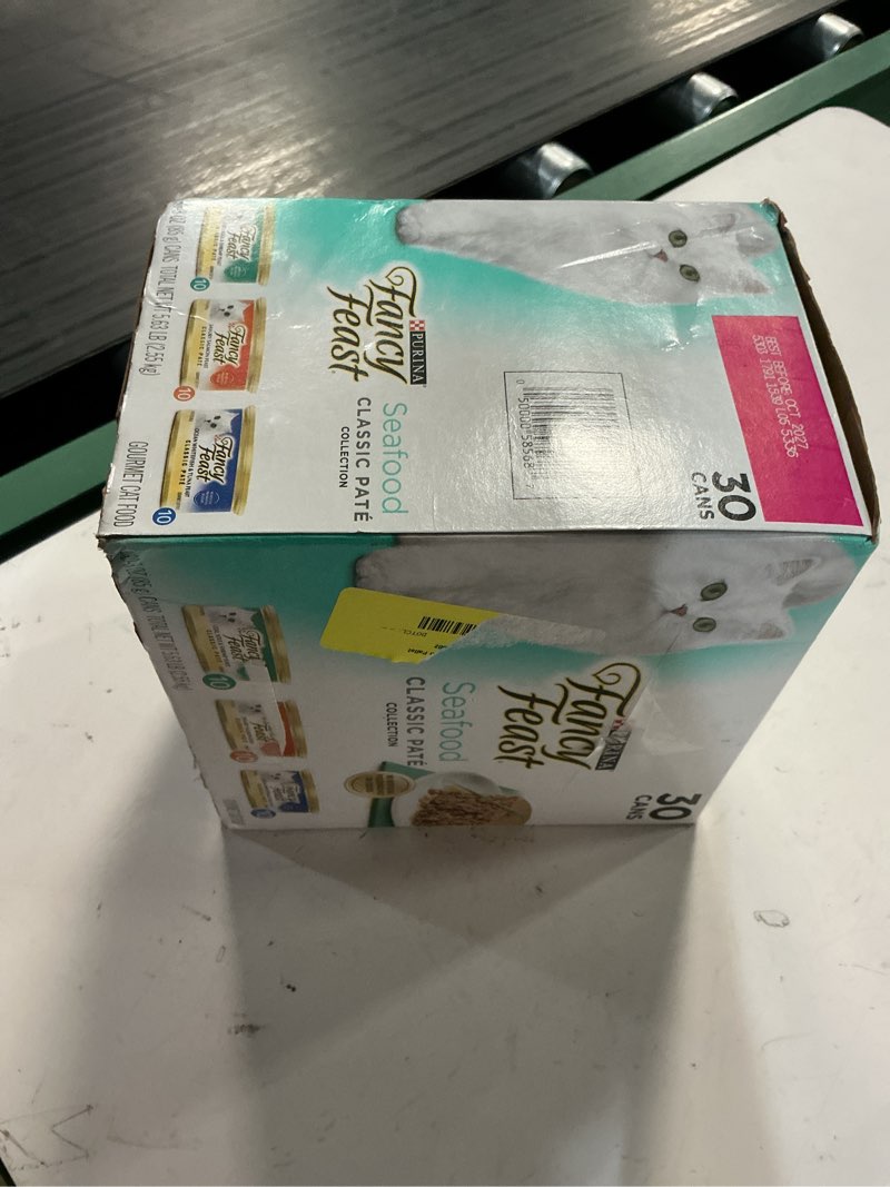Condition photo showing New/Like New for purina fancy feast seafood classic pate collection grain free wet cat food variety pack - (pack of 30) 3 oz. cans