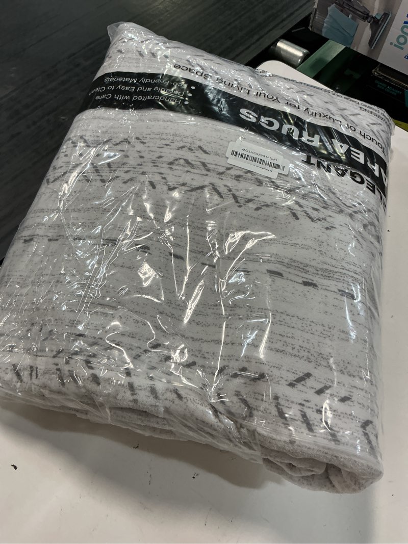 Condition photo showing Good Condition for nakagishi area rug living room rugs: 5x7 washable boho large neutral farmhouse soft moroccan stain resistant indoor floor carpet for bedroom nursery kids playroom office dining room home house- gray boho grey 5' x 7' (rectangular)