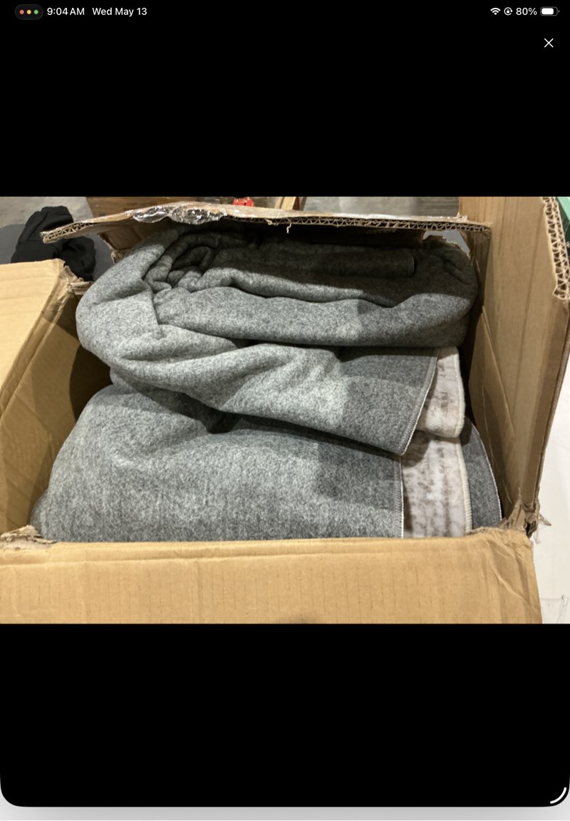 https://lotting-media.assets.bidfta.com/lotting_1ad2f8fb-11ee-46d1-bc5f-3a24b707caf6