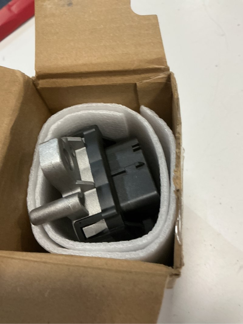 Condition photo showing Good Condition for upgrade f150/e150/e250 fuel pump driver module with mounting bolts, compatible with f150 e150 e250 e350 e450 navigator mountaineer crown victoria, 590-001