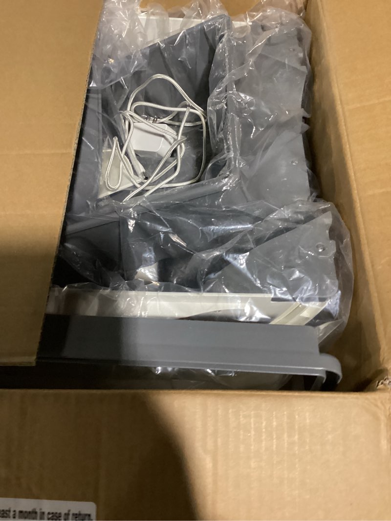 https://lotting-media.assets.bidfta.com/lotting_1adae6cd-03ff-48ac-b1be-bf5d2cf75862