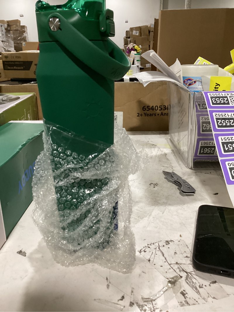 Condition photo showing Good Condition for frost buddy 32oz insulated water bottle with straw & chug lid | leak-proof stainless steel | 24-hours cold | sweat-proof, cup holder friendly | ideal for gym, travel, sports & everyday hydration 32 ounces augusta
