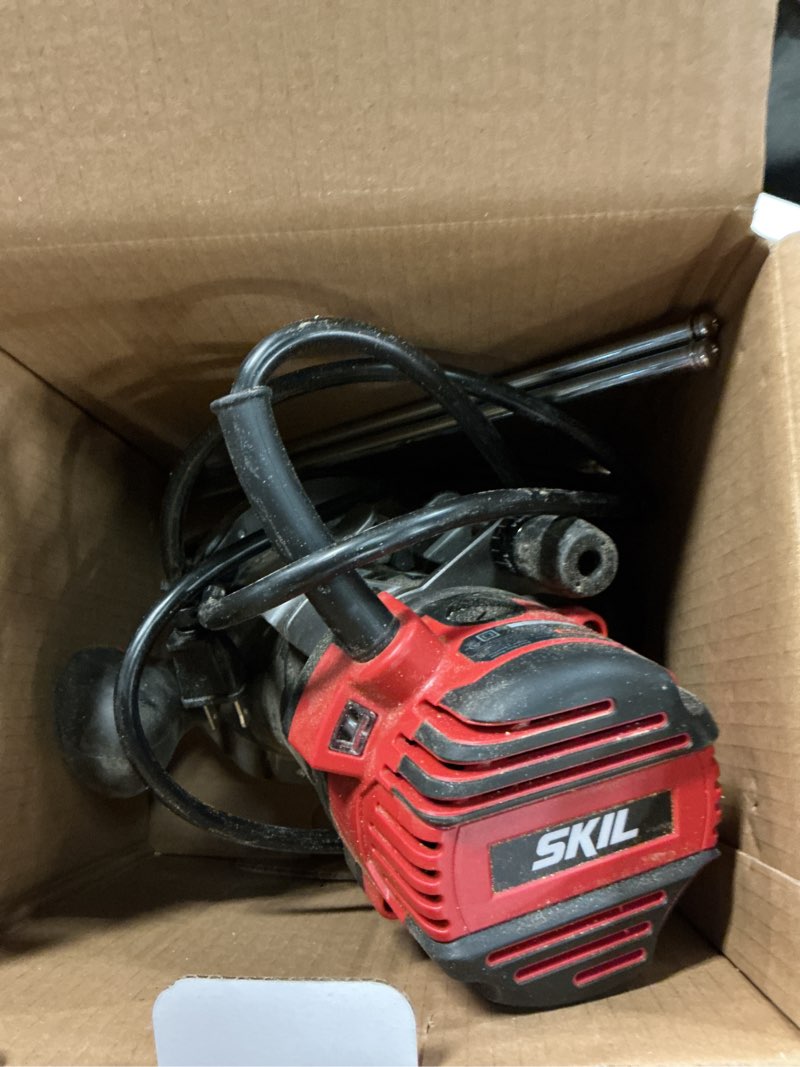 Condition photo showing As Is for skil 1/4-in and 1/2-in 2-hp variable fixed corded router