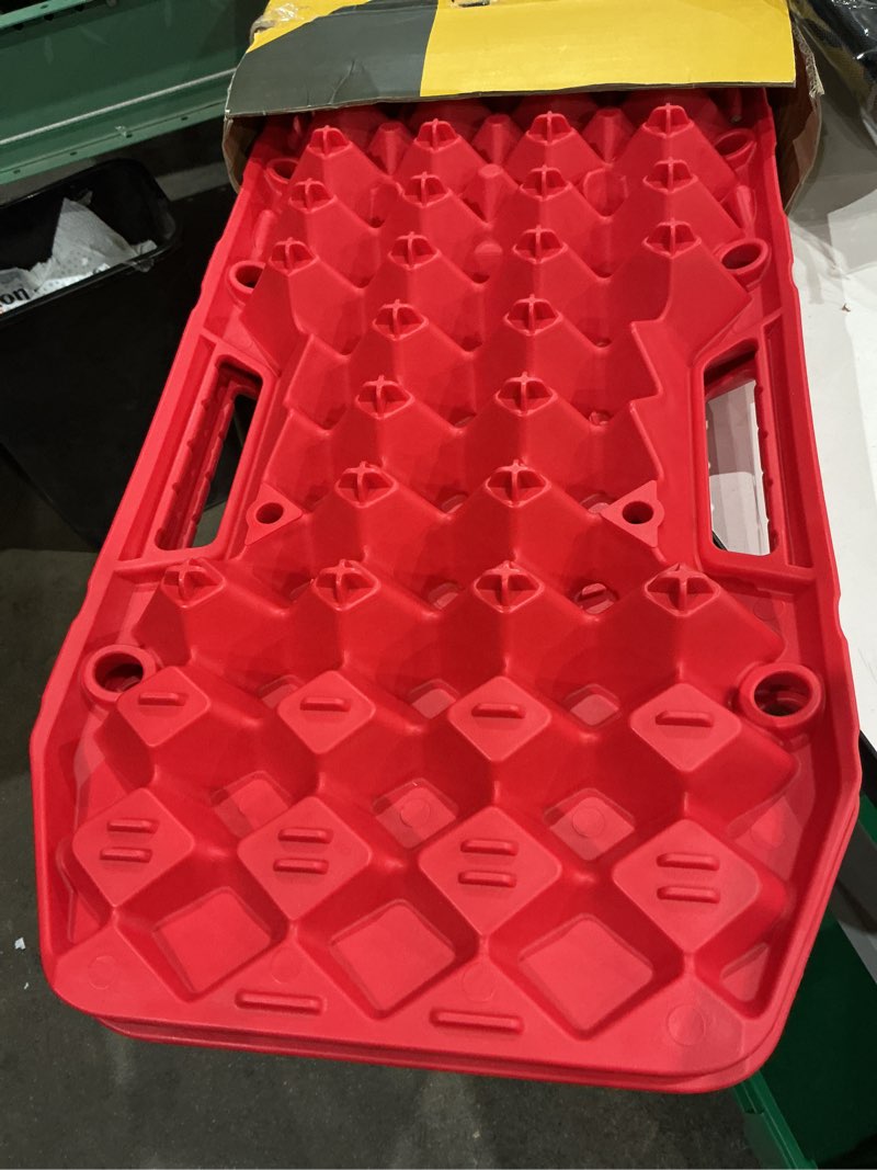 Condition photo showing Good Condition for bunker indust off-road traction boards with jack base,pair recovery track 4x4 jeep truck emergency tire traction mat with bag -sand, mud, snow tracks red traction pad (gen 7th)
