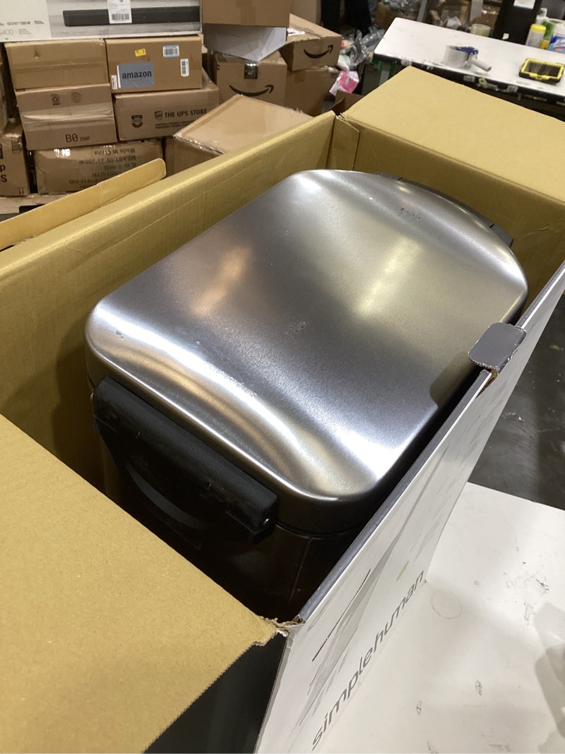 Condition photo showing Good Condition for simplehuman 30 Liter, 32 lb / 14.5 kg Large Pet Food Storage Container for Dog Food, Cat Food, and Bird Feed, Brushed Stainless Steel Large Brushed Stainless Steel