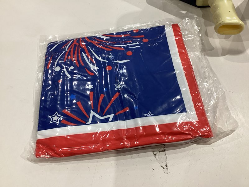 Condition photo showing Good Condition for hexagram 4th of july tablecloth, patriotic tablecloth rectangle 60x104 inch, red and blue stars indoor or outdoor american flag independence day kitchen table decorations for dinner blue 60" x 104" (rectangular)